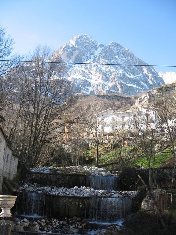 Hotel Casale Isola del Gran Sasso dʼItalia Extérieur photo